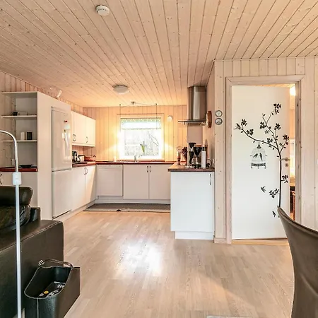Beautiful In With Wifi Holiday home Ronne
